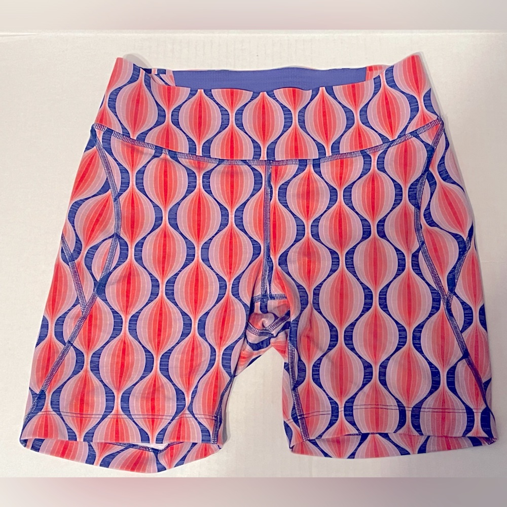 Outdoor Voices TechSweat 7” Shorts - Women’s M - Retro Vapor - EUC